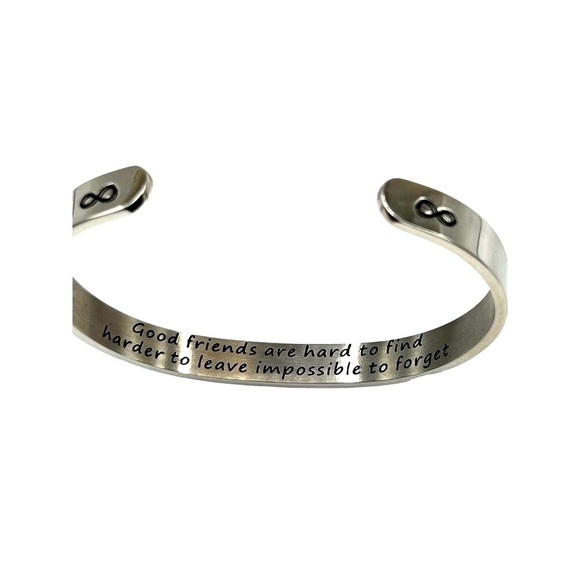 Vintage-Inspired Silver-Tone Necklace & Cuff Bracelet Set - Picture 7 of 8